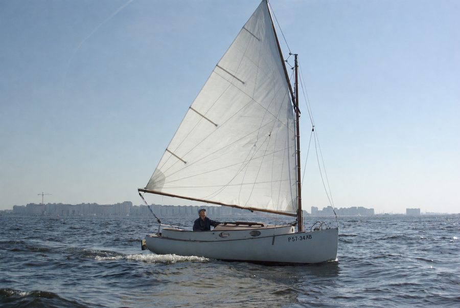 Classic daysailer